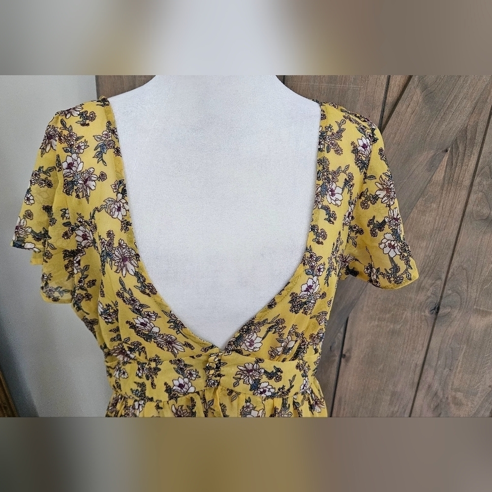 Meghan Los Angeles Yellow Floral High Low Duster Button Front Maxi Top. Med - Picture 4 of 16